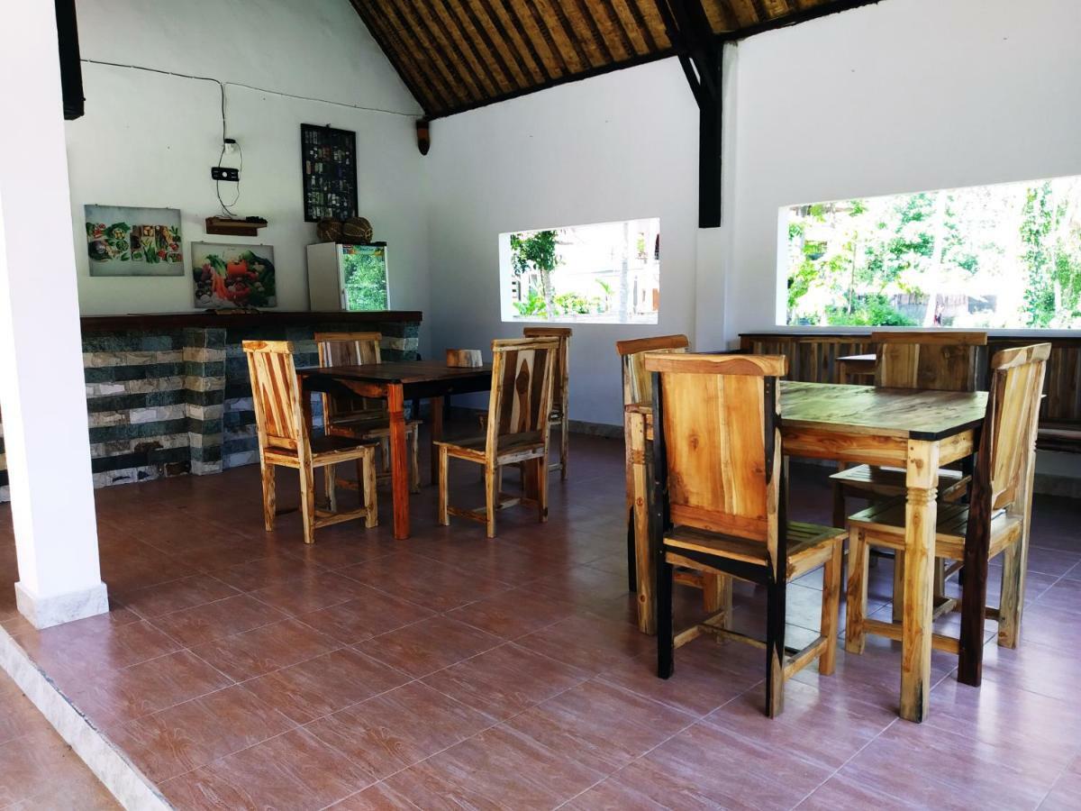ホテル The Hamlet Kuta  エクステリア 写真