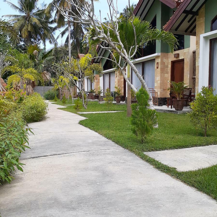 ホテル The Hamlet Kuta  エクステリア 写真